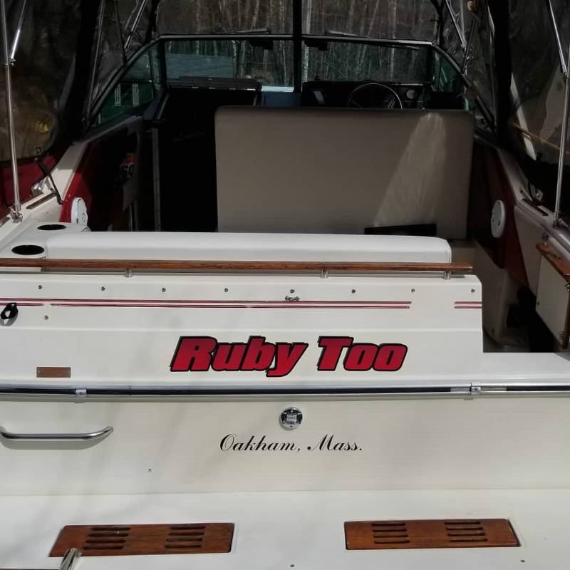 1986 Sea Ray Sundancer 268 Boat Lettering from Robert H, MA