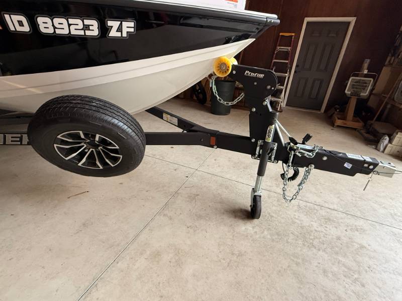 Crestliner 1750 Fish Hawk Boat Lettering from Craig T, ID