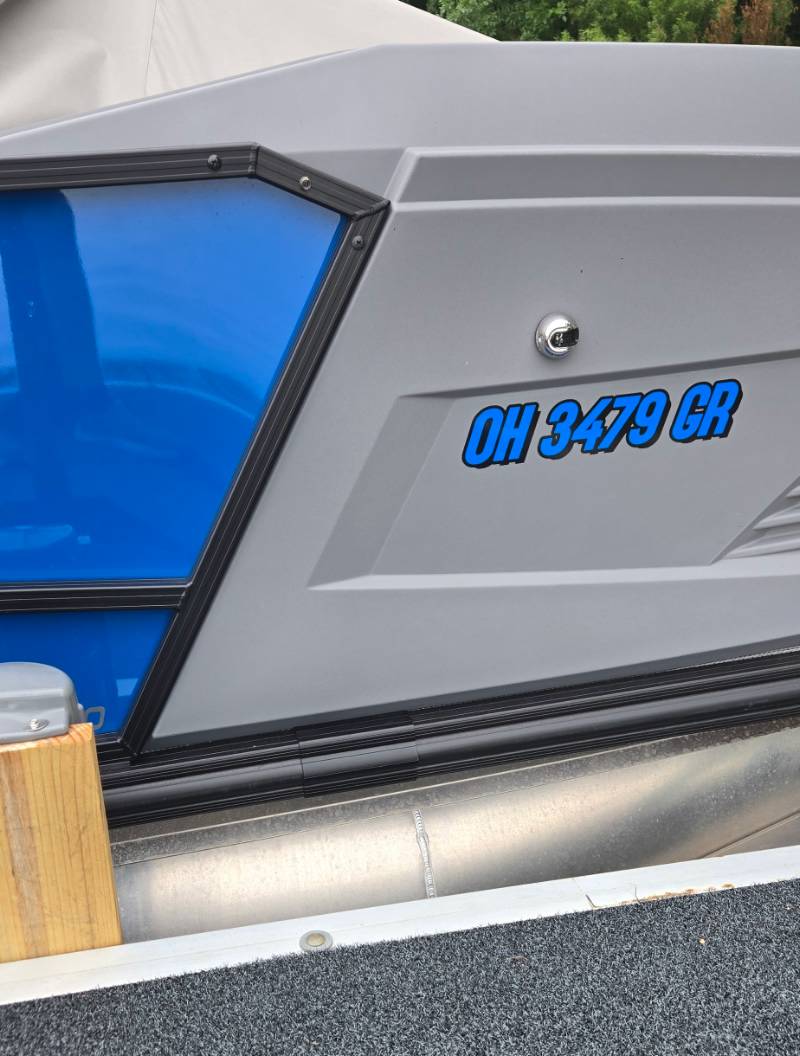 2026 Starcraft 21' pontoon Pontoon Lettering from Larry C, OH