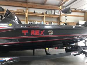Triton Bass Boat Boat Lettering from Tom H, KY