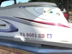 2005 Crest Savannah Pontoon boat Lettering from Terence S, NC