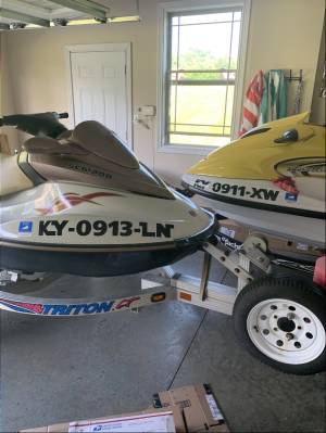 2004 Sea Doo and 2003 Yamah.  Jet Skis Lettering from Lawrence H, KY