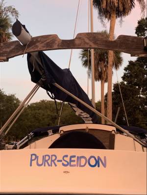 ComPac Horizon Cat 2010 Boat Lettering from Lance M, SC